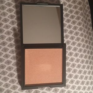 Cargo_HD Picture Perfect Highlighter in Bronze